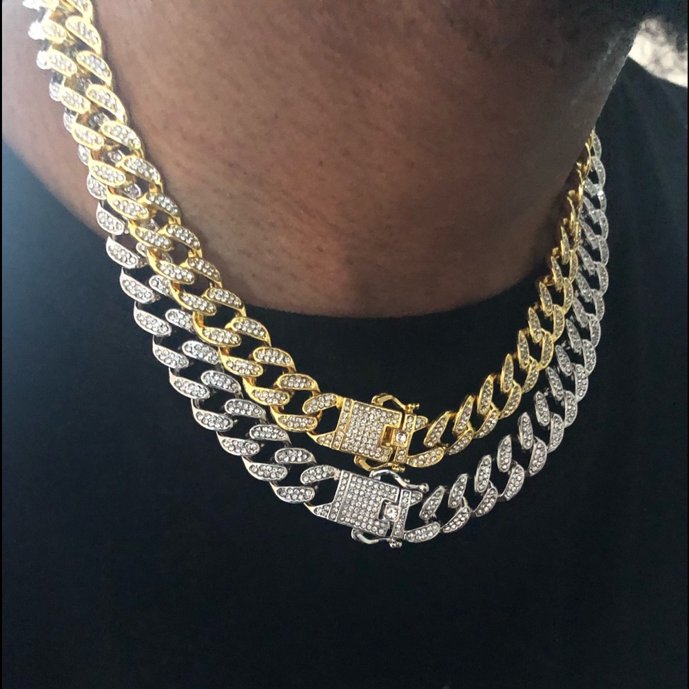 ICED CUBAN LINK NECKLACE - Picture 6 of 7